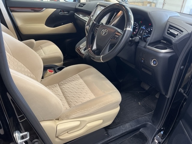 TOYOTA ALPHARD 2016