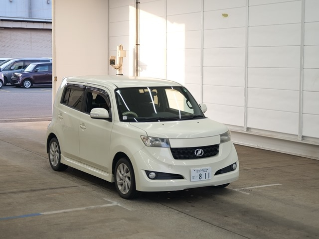 TOYOTA BB 2009