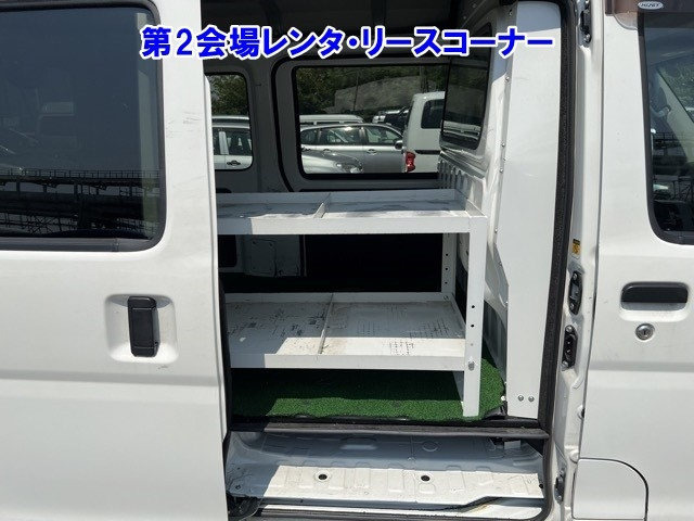 DAIHATSU HIJET VAN 2018