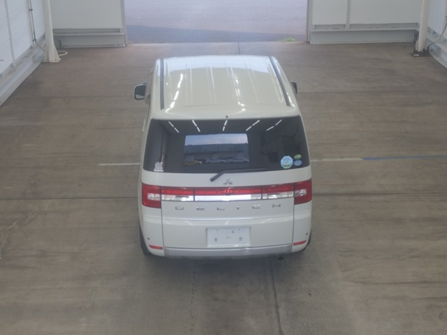 MITSUBISHI DELICA D5 2013
