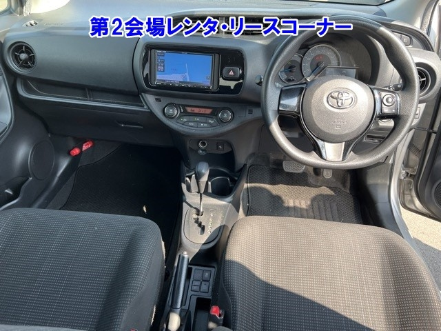 TOYOTA VITZ 2019