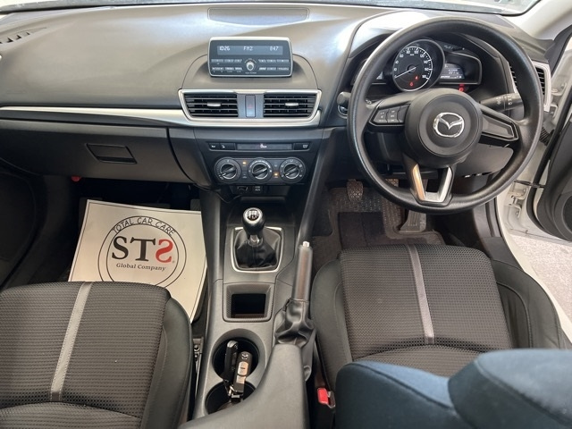 MAZDA AXELA 2019