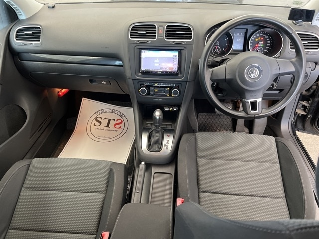 VOLKSWAGEN GOLF 2011