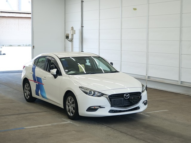 MAZDA AXELA 2019