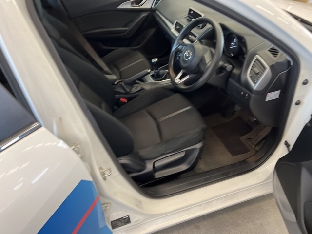MAZDA AXELA 2019