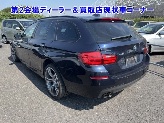 BMW 5 SERIES 2011