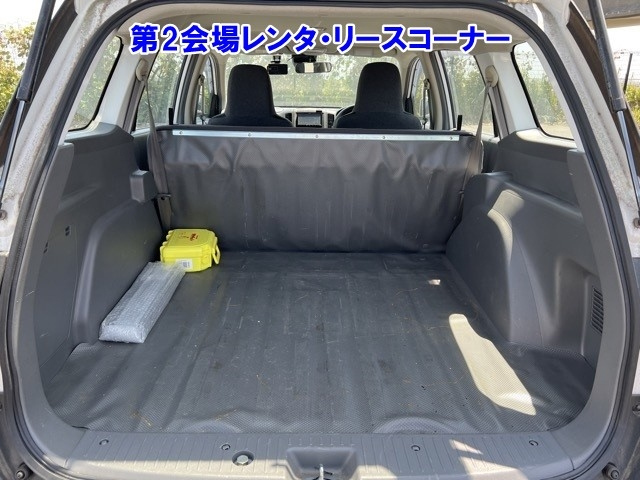 NISSAN AD 2019