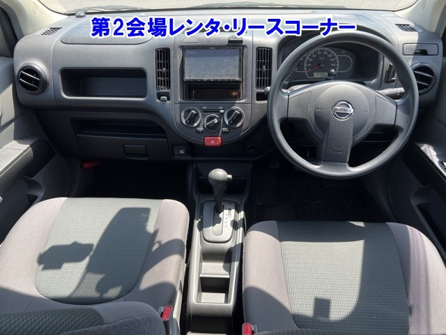NISSAN AD 2019