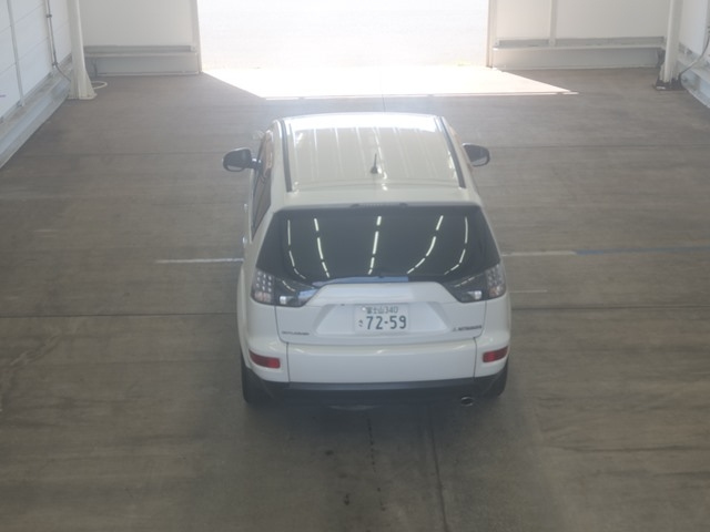 MITSUBISHI OUTLANDER 2009