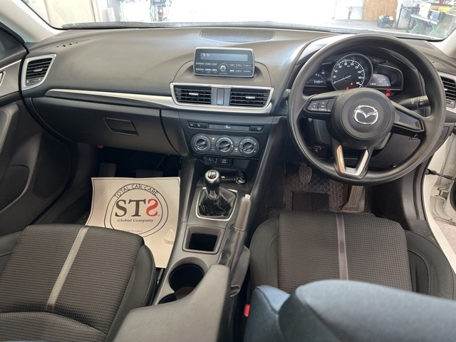 MAZDA AXELA 2019
