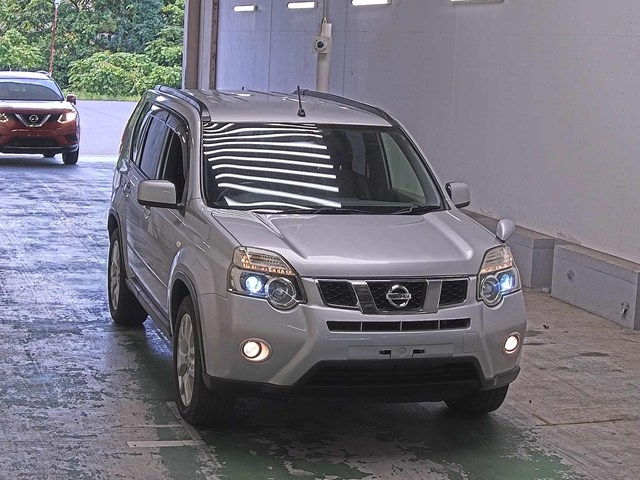 NISSAN X-TRAIL 2013