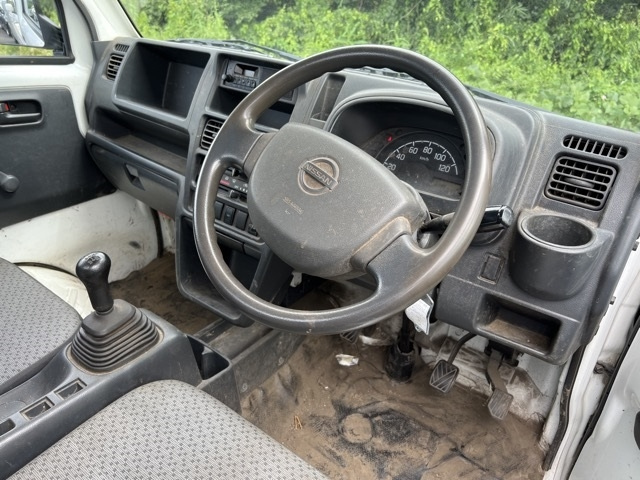 NISSAN CLIPPER TRUCK 2017