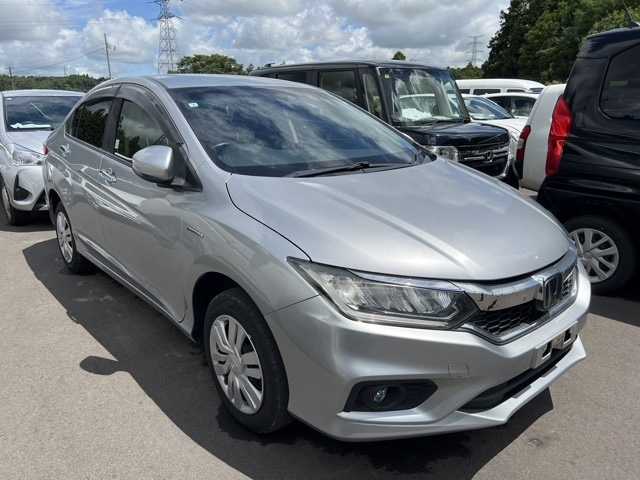 HONDA GRACE 2019