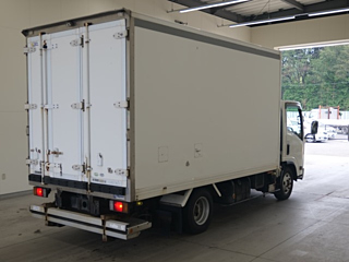 ISUZU ELF 2011