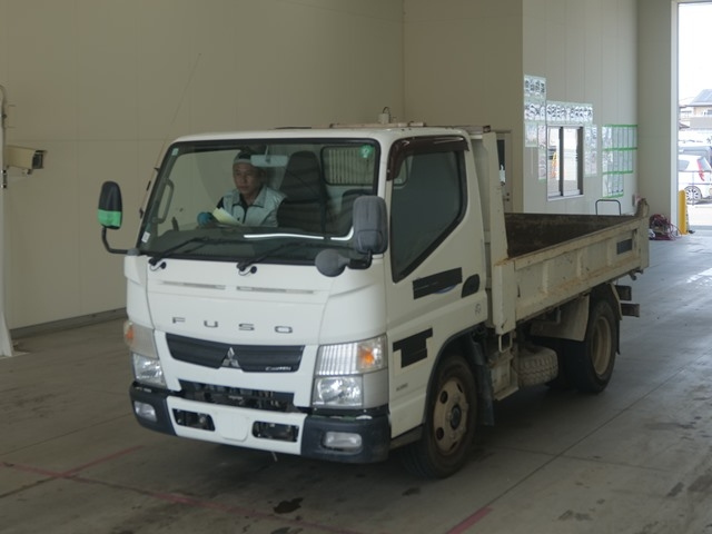 MITSUBISHI CANTER 2015