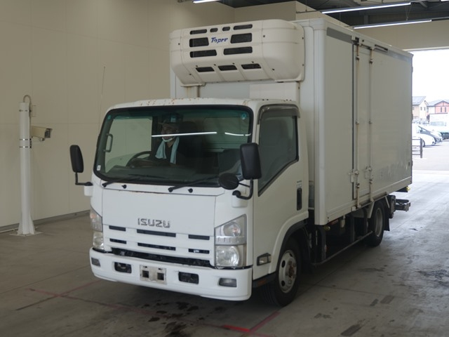 ISUZU ELF 2011