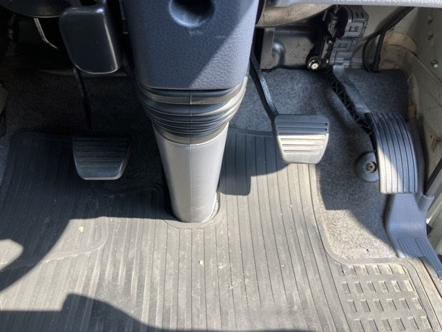 MITSUBISHI CANTER 2012