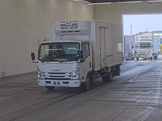 ISUZU ELF 2021