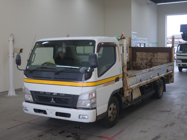 MITSUBISHI CANTER 2011