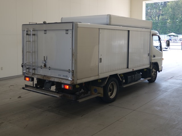 MITSUBISHI CANTER 2017