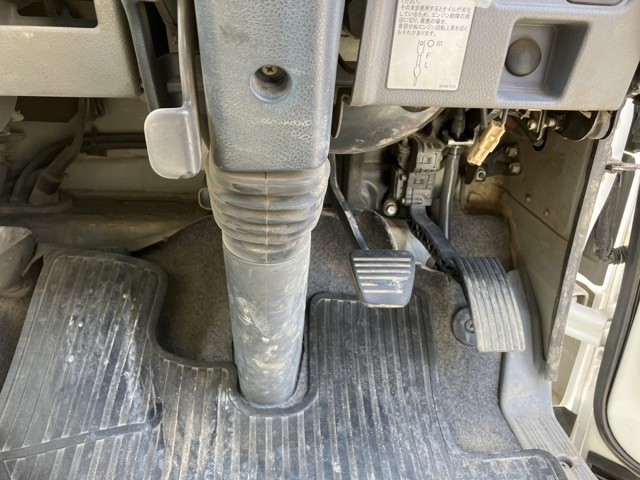 MITSUBISHI CANTER 2012