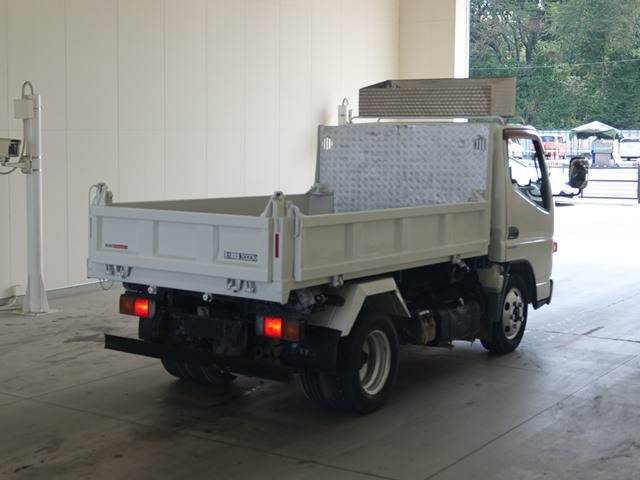 MITSUBISHI CANTER 2012