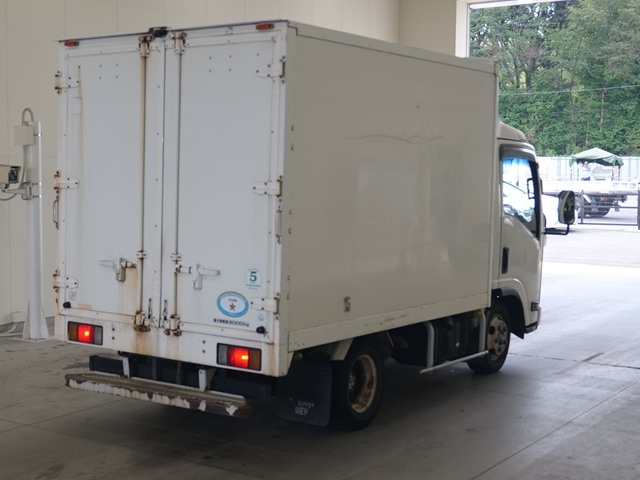 ISUZU ELF 2008