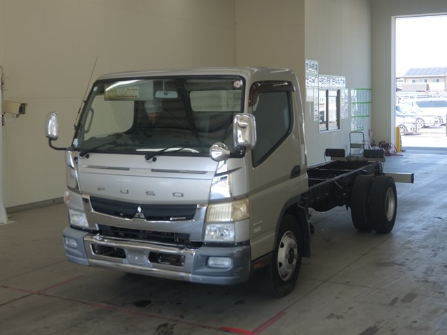 MITSUBISHI CANTER 2013