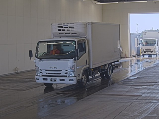 ISUZU ELF 2019