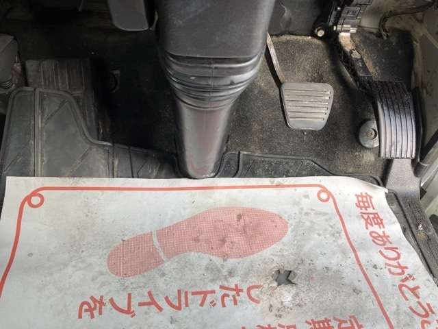 MITSUBISHI CANTER 2019