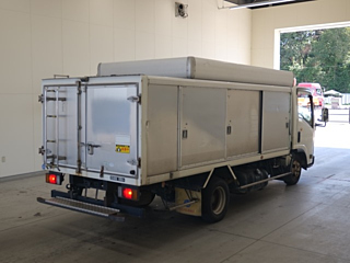 ISUZU ELF 2009