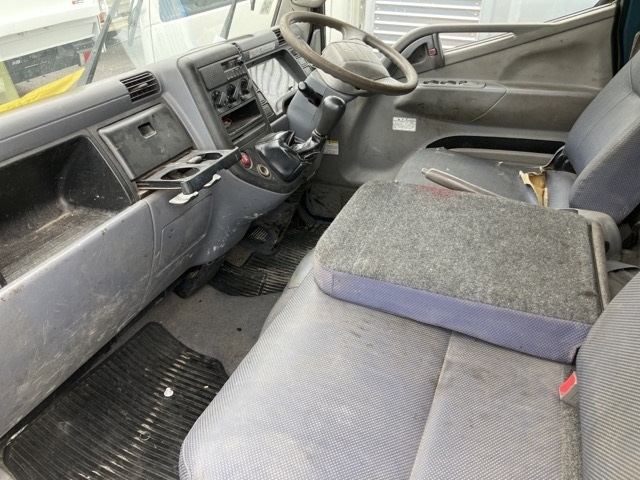 MITSUBISHI CANTER 2010