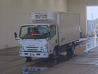 ISUZU ELF 2018