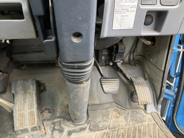 MITSUBISHI CANTER 2012