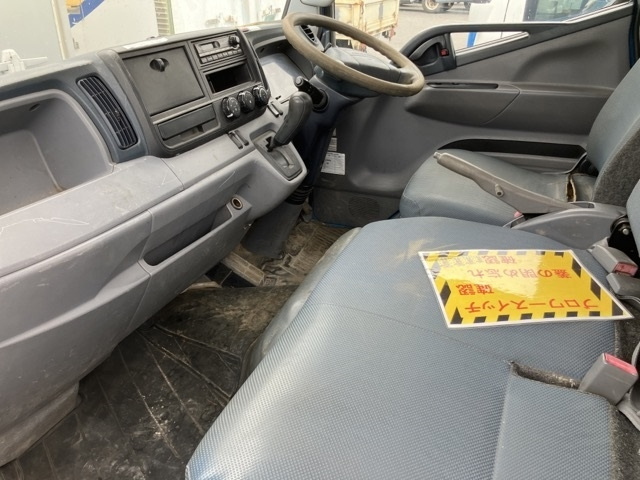 MITSUBISHI CANTER 2012