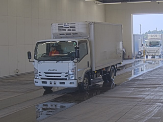 ISUZU ELF 2019