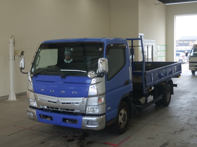 MITSUBISHI CANTER 2016