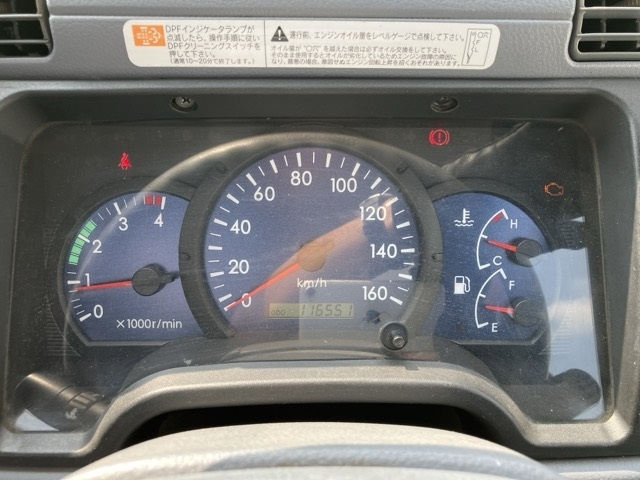 MITSUBISHI CANTER 2011