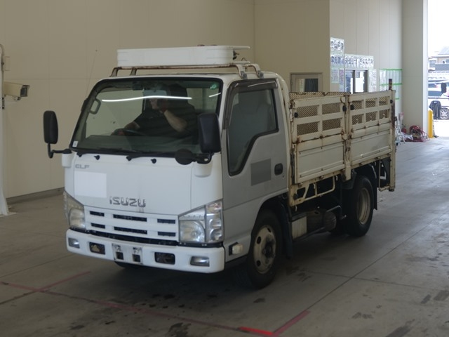 ISUZU ELF 2014