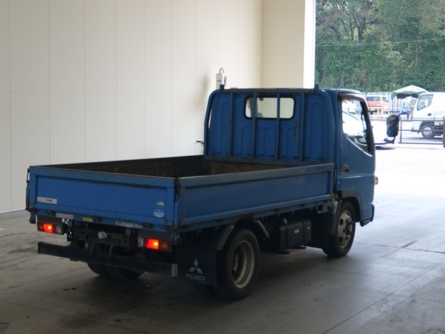 MITSUBISHI CANTER 2011