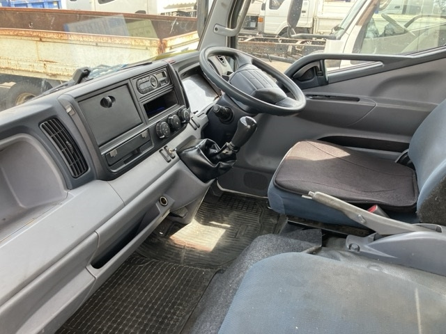 MITSUBISHI CANTER 2016