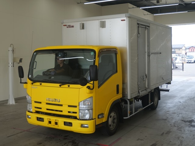 ISUZU ELF 2013