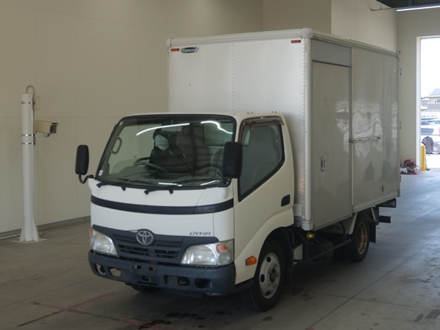 TOYOTA DYNA 2009