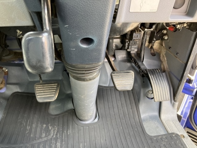 MITSUBISHI CANTER 2014