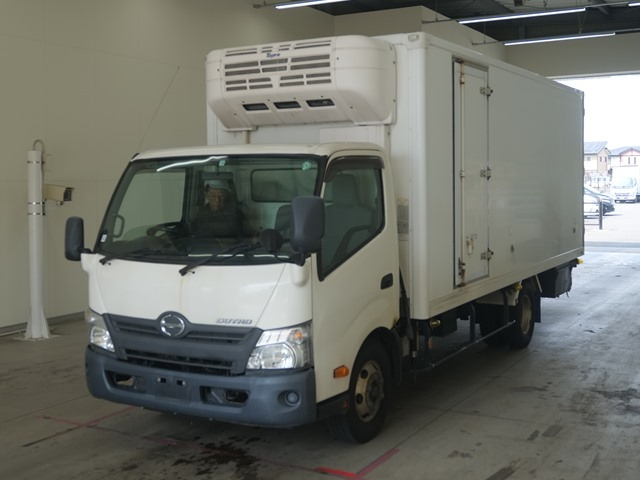 HINO DUTRO 2016