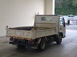 ISUZU ELF 2011