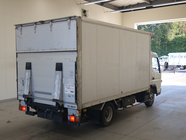 MITSUBISHI CANTER 2012