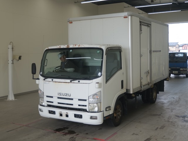 ISUZU ELF 2010