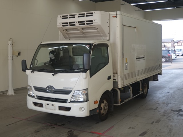 HINO DUTRO 2017