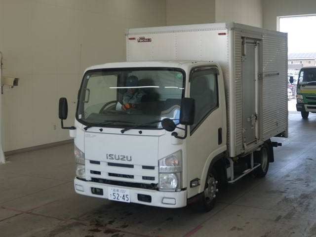 ISUZU ELF 2009